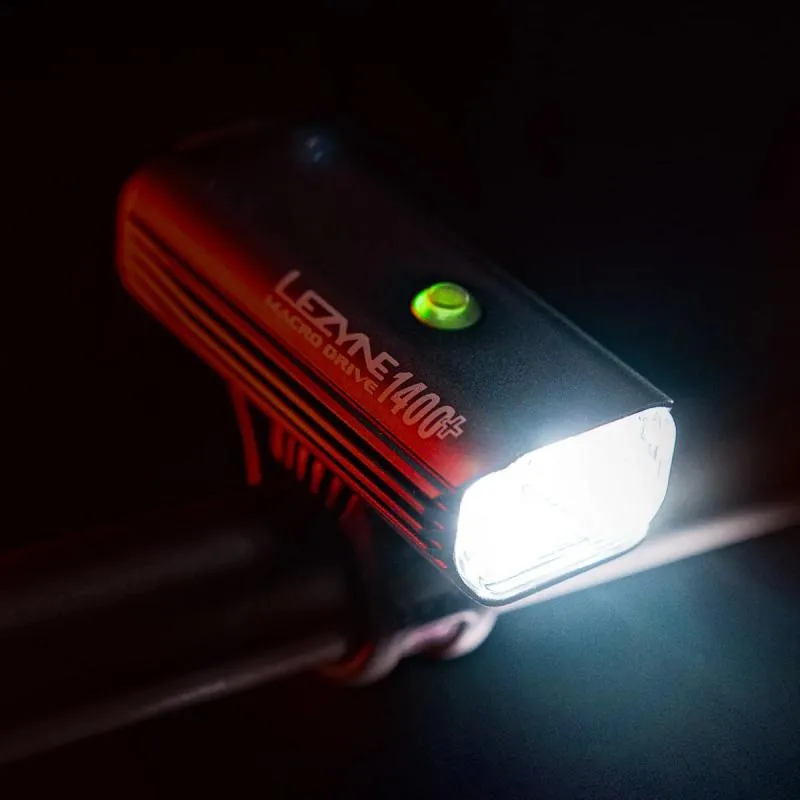 Světlo Lezyne Macro Drive 1400 Plus - přední, akumulátor 5200 mAh, černá - 12