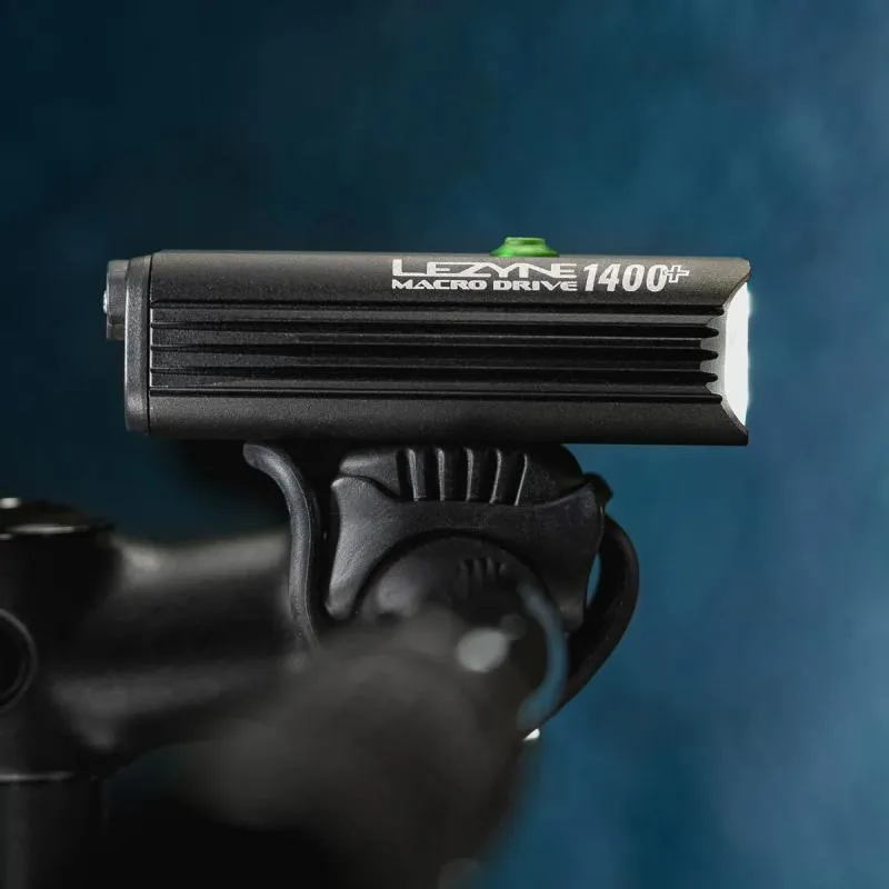 Světlo Lezyne Macro Drive 1400 Plus - přední, akumulátor 5200 mAh, černá - 9