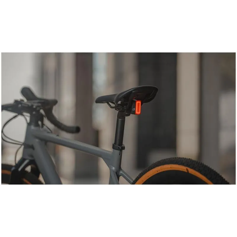 Světlo Topeak BeSeen 30 lm USB-C - zadní, integrovaný akumulátor Li‑Ion 360 mAh, černá - 6