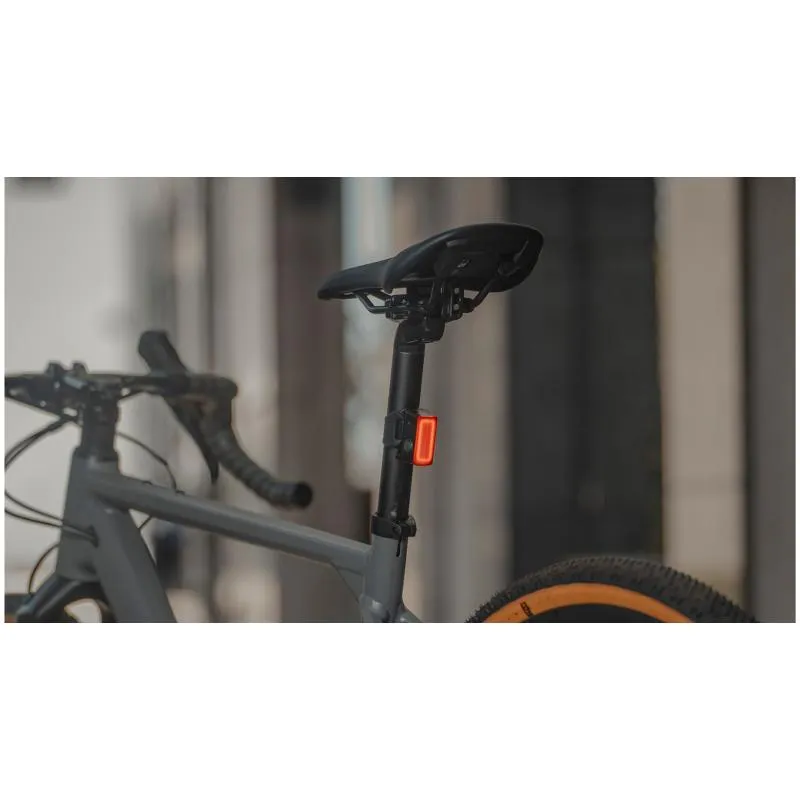 Světlo Topeak BeSeen 30 lm USB-C - zadní, integrovaný akumulátor Li‑Ion 360 mAh, černá - 5