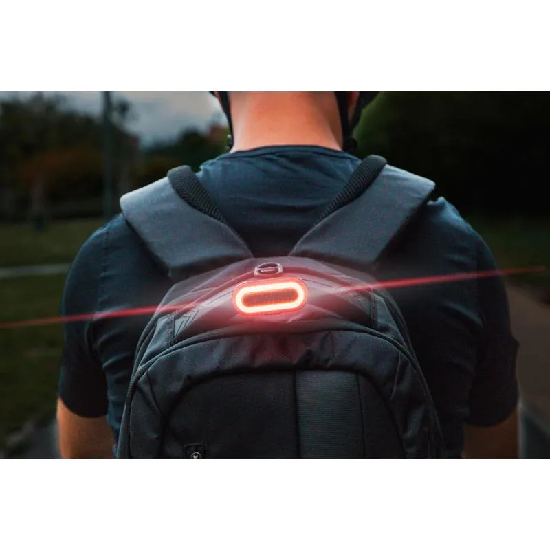 Světla Force Futuro Alert 350 & Arc 40 USB - přední a zadní, akumulátor Li-Pol 1200 a 400 mAh, černá - 5